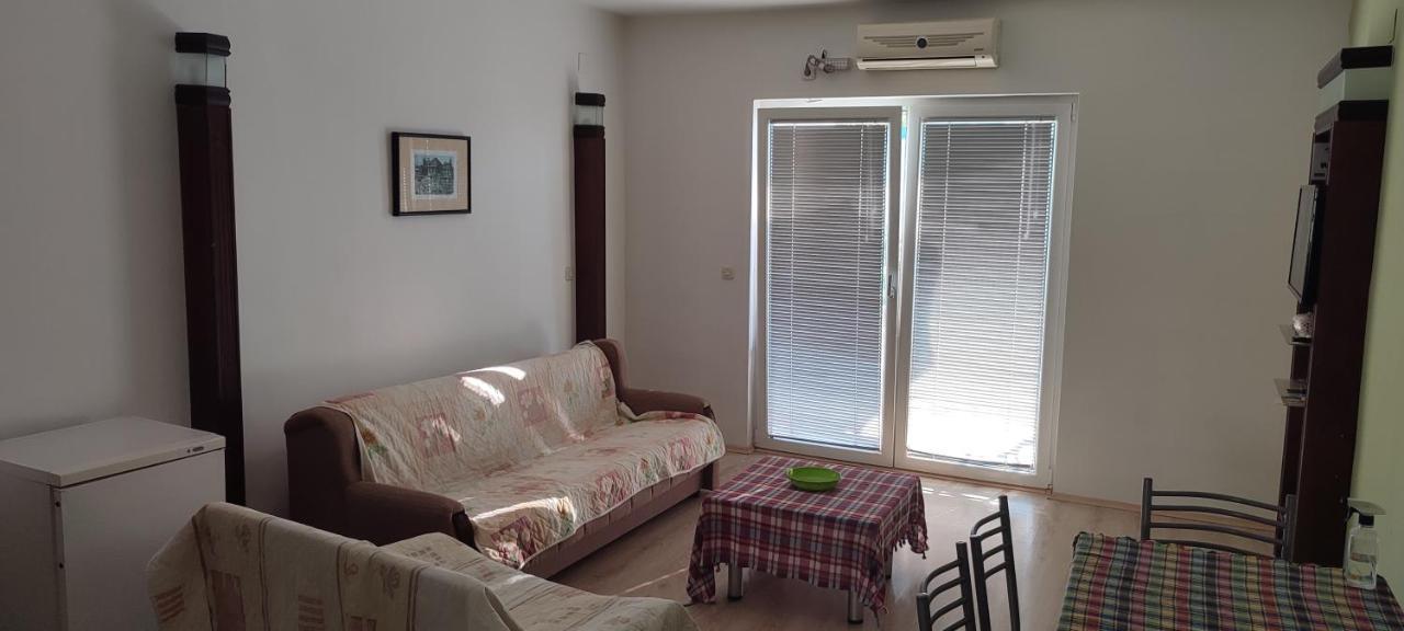 Apartments Vela - Pestani, أوهغيد المظهر الخارجي الصورة